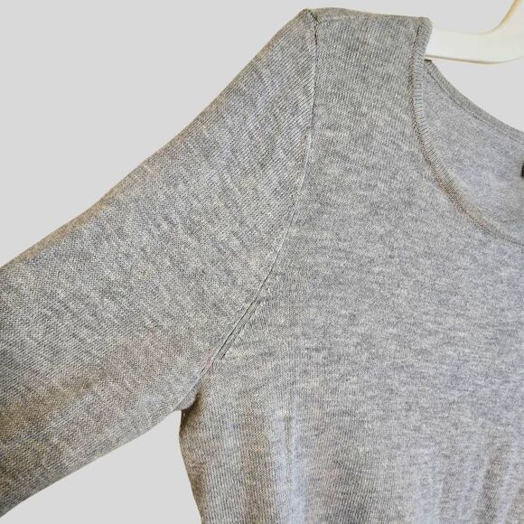 Chico’s Gray Knit Bell Sleeve Top Women's Size Small Scoop Neck Lightweight - Picture 7 of 11